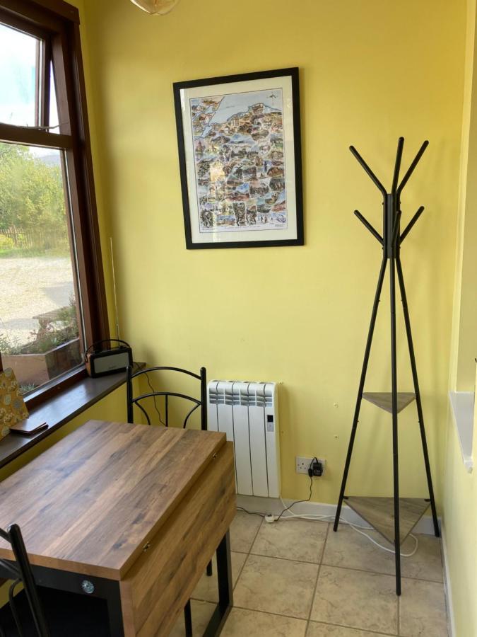 Uist Cottage Kingussie Extérieur photo